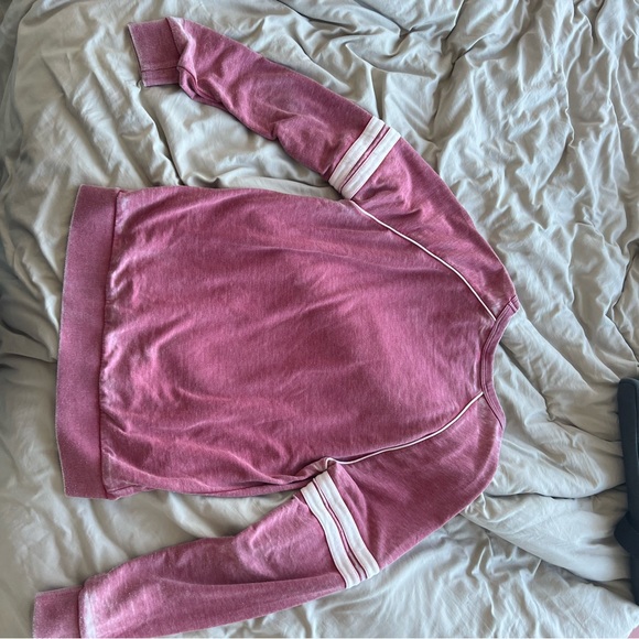 Alternative Light Crewneck - Picture 3 of 3